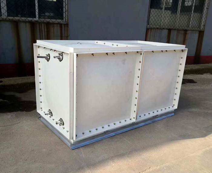 怎樣選擇一家好的玻璃鋼水箱廠家？